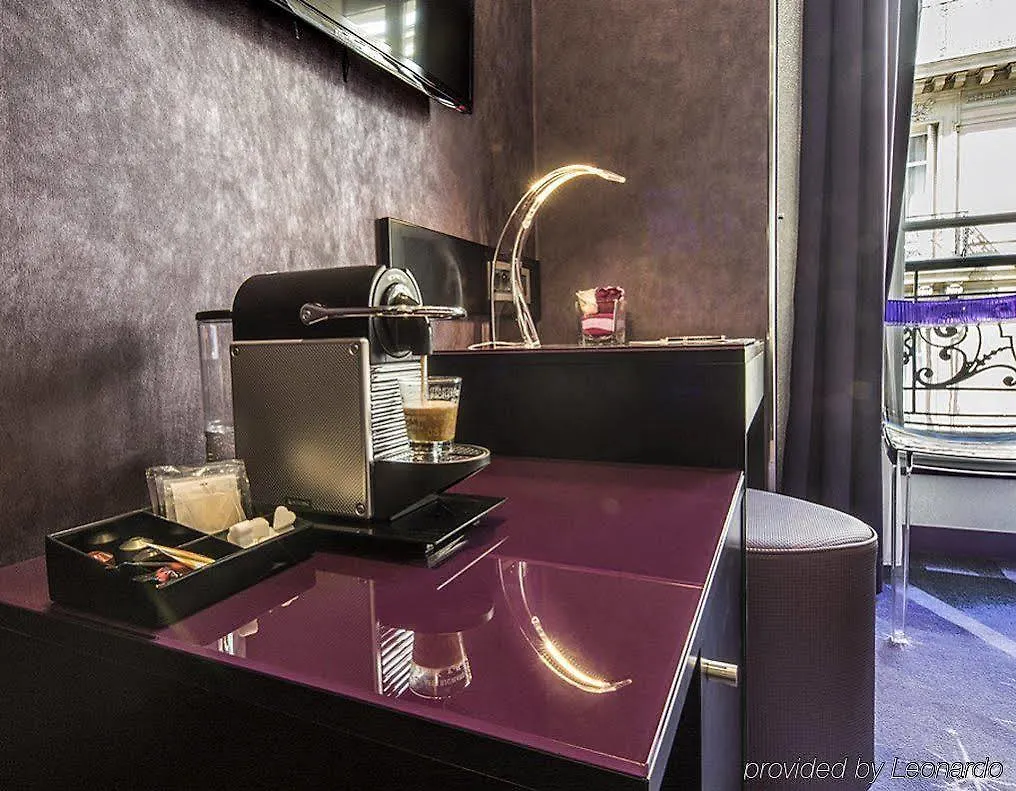 Hotel Splendor Elysees Париж