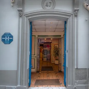 Le Faubourg Opera Отель