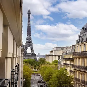 فندق Canopy By Hilton Eiffel Tower, باريس