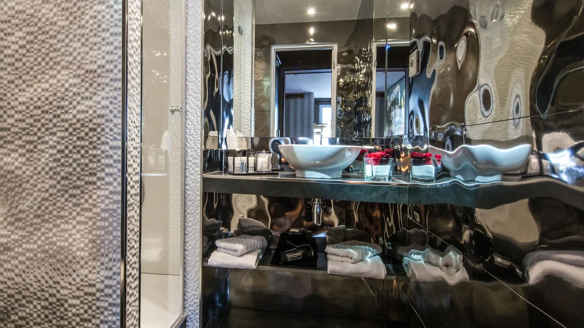 Hotel Splendor Elysees Paris