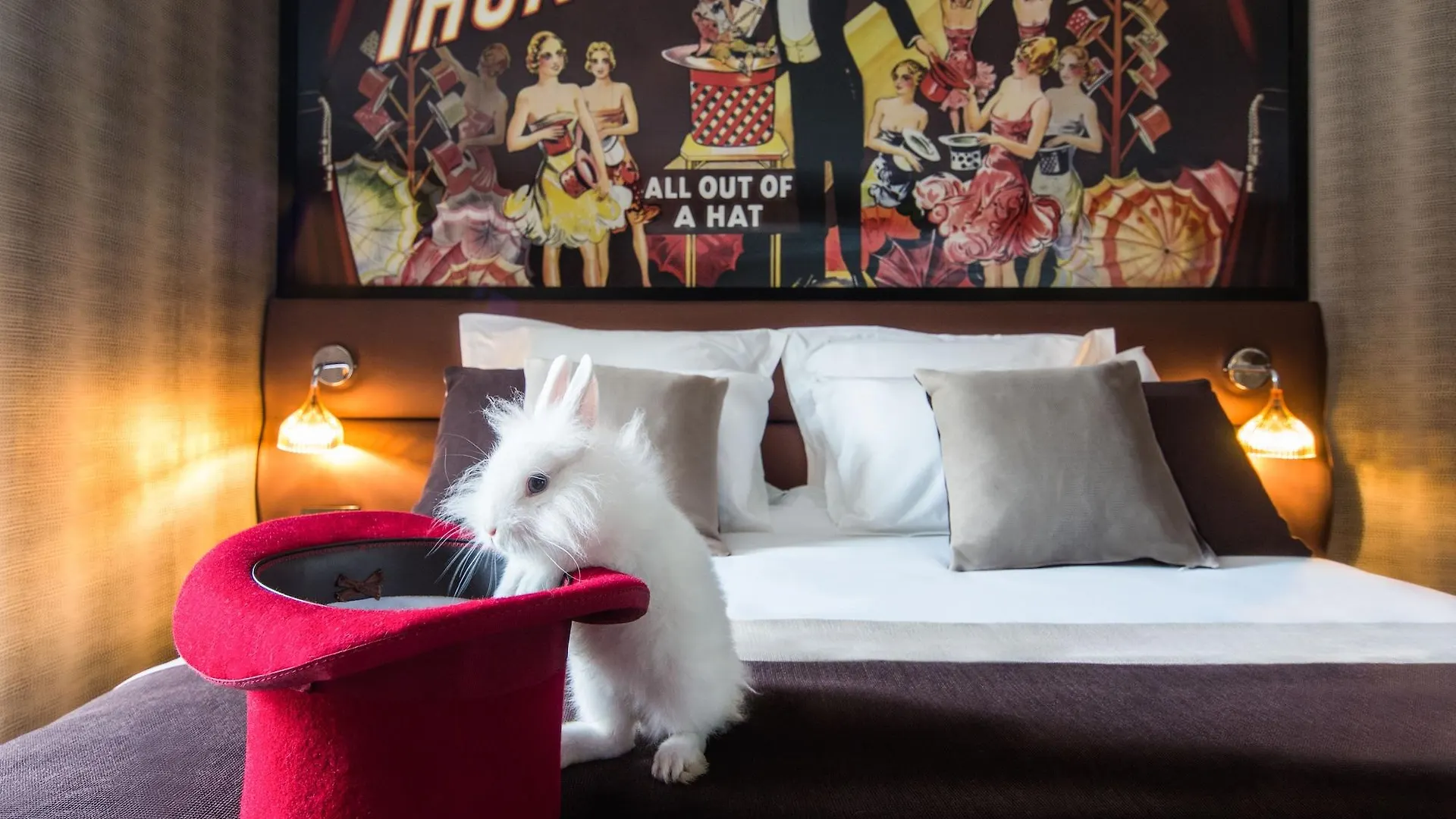 Hotel Splendor Elysees Paris