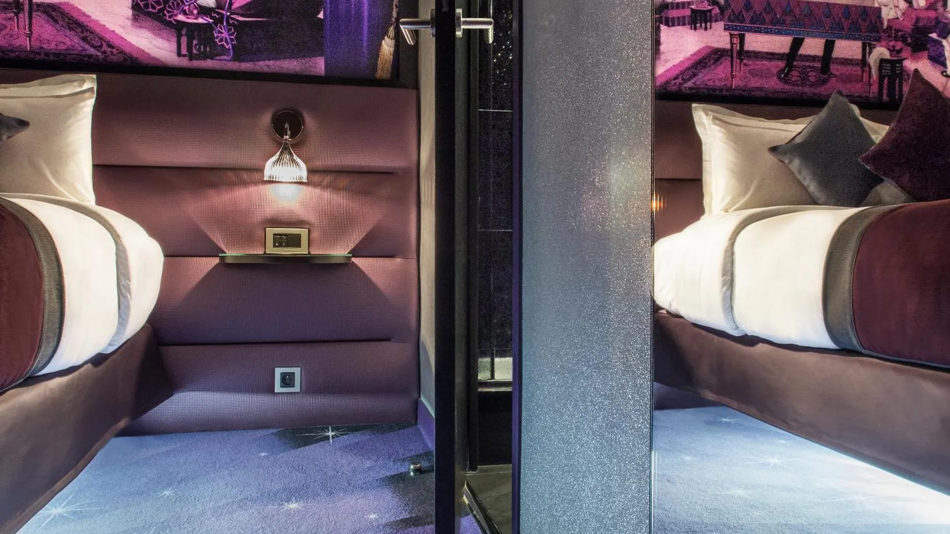 Hotel Splendor Elysees Paris